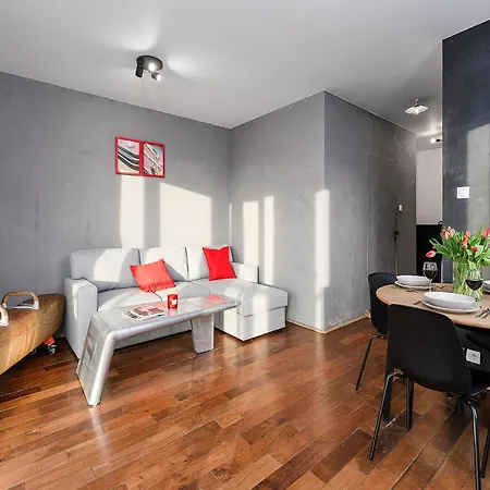 Apartament Flat Near Praga Park Warszawa